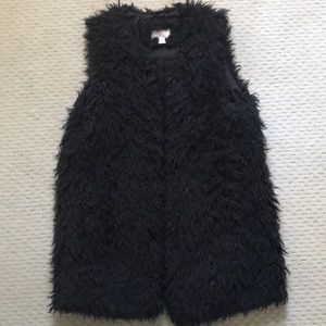 xhilaration faux fur black vest size medium